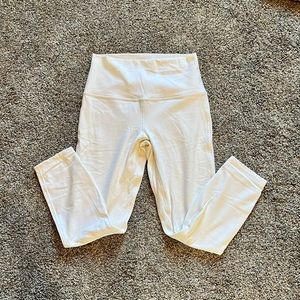 Lululemon Align HR Crop 23” White Size 6
